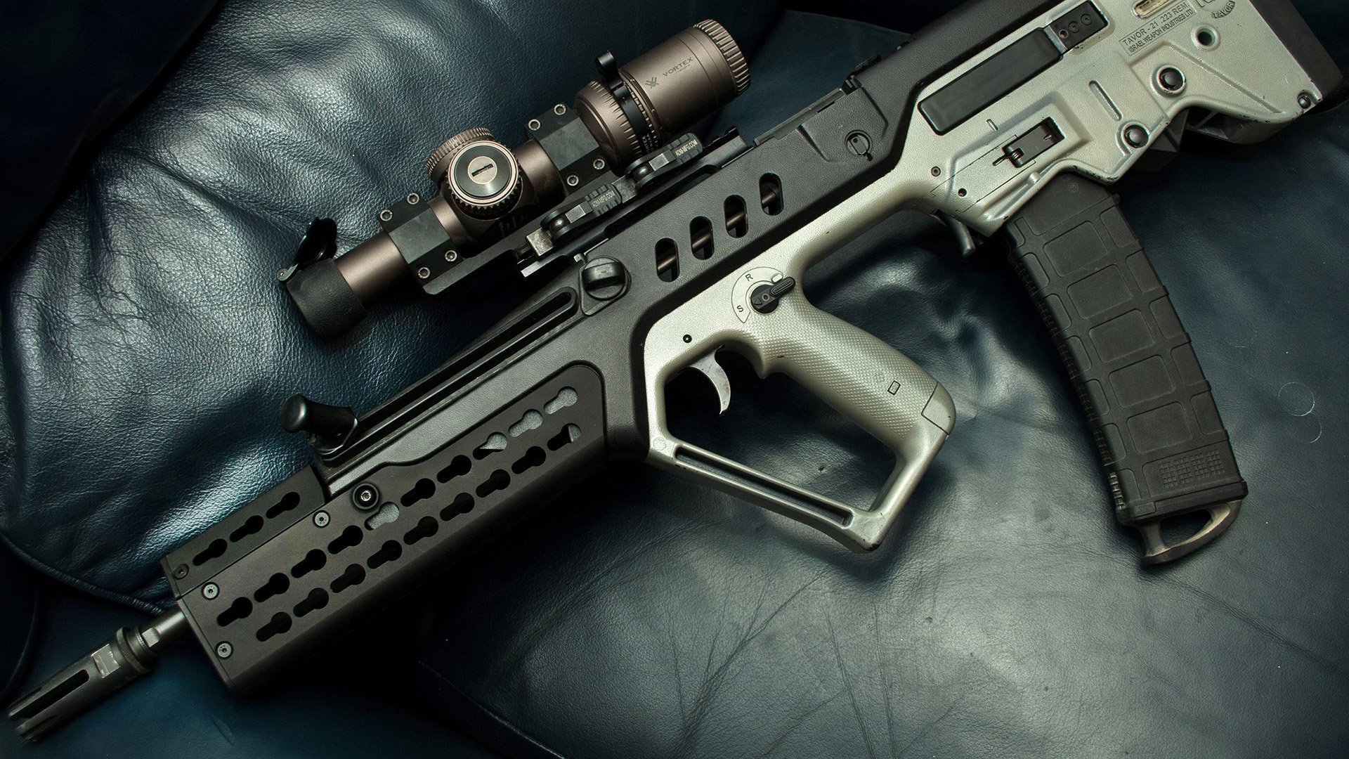 顶尖球队在大舞台上大放异彩，取得辉煌胜利，顶尖队队呼